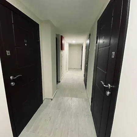Comfortable Studio In A Residential Building *
